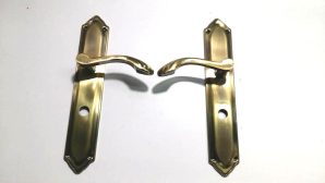 POIGNEE CND 2129B MARRON