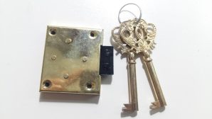 SERRURE PLACARD PC CLE