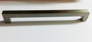 POIGNEE PLACARD CHROME 224MM M11770