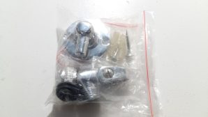 SUPPORT DOUCHETTE MURAL CHROME XQ402