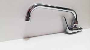 ROBINET CUISINE MURAL BEC HAUT TETE MITIGEUR RK