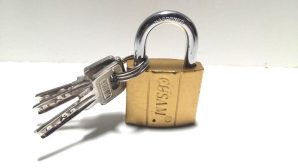 CADENAS LAITON JAUNE 32 MM 263