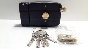 VERROU CYLINDRE TIRETTE 12 REF116