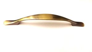 POIGNEE PLACARD MARRON 128 MM REF:2233