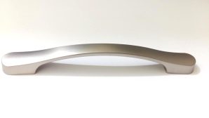 POIGNEE PLACARD CHROME MAT 128 MM REF:1066