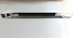 POIGNEE PLACARD CHROME 224 MM M11767