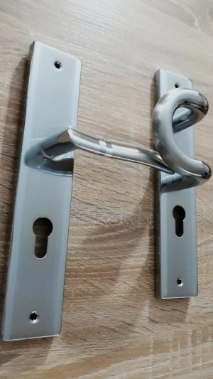 POIGNEE PALIER CHROME FA-018 DROITE