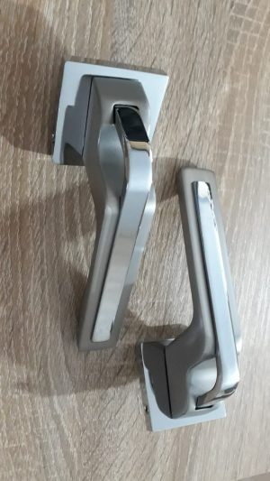 POIGNEE BEQUILLE GC CHROME FA-008