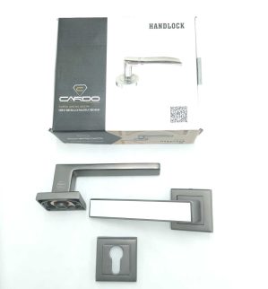 POIGNEE BEQUILLE GC REF:C003 NOIR/BLANC